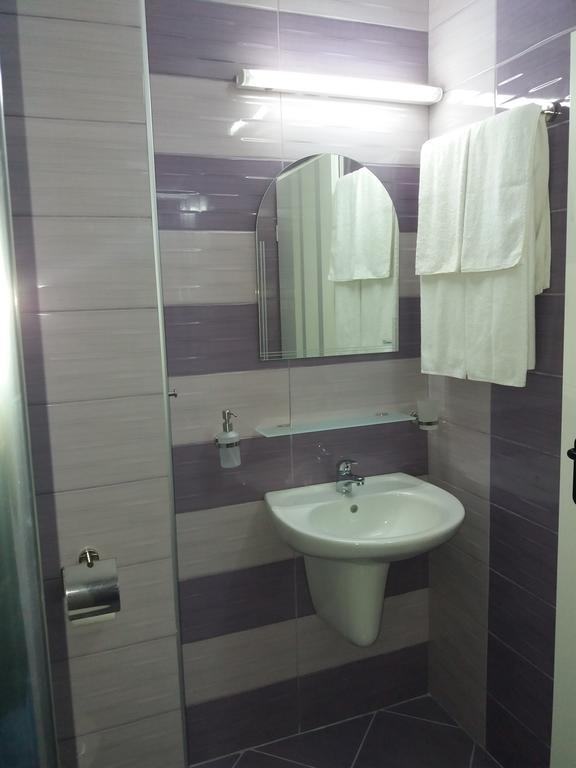 Golden Sea View Apartments 1 Pomorie Exteriör bild